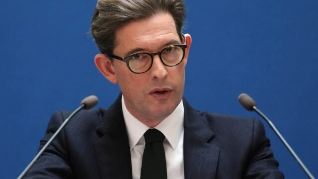 El jefe del MI5 afirmó que Irán intenta atacar bases militares en el Reino Unido