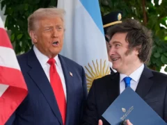 Un historiador global calificó de “masacre” la motosierra y la política económica de Javier Milei