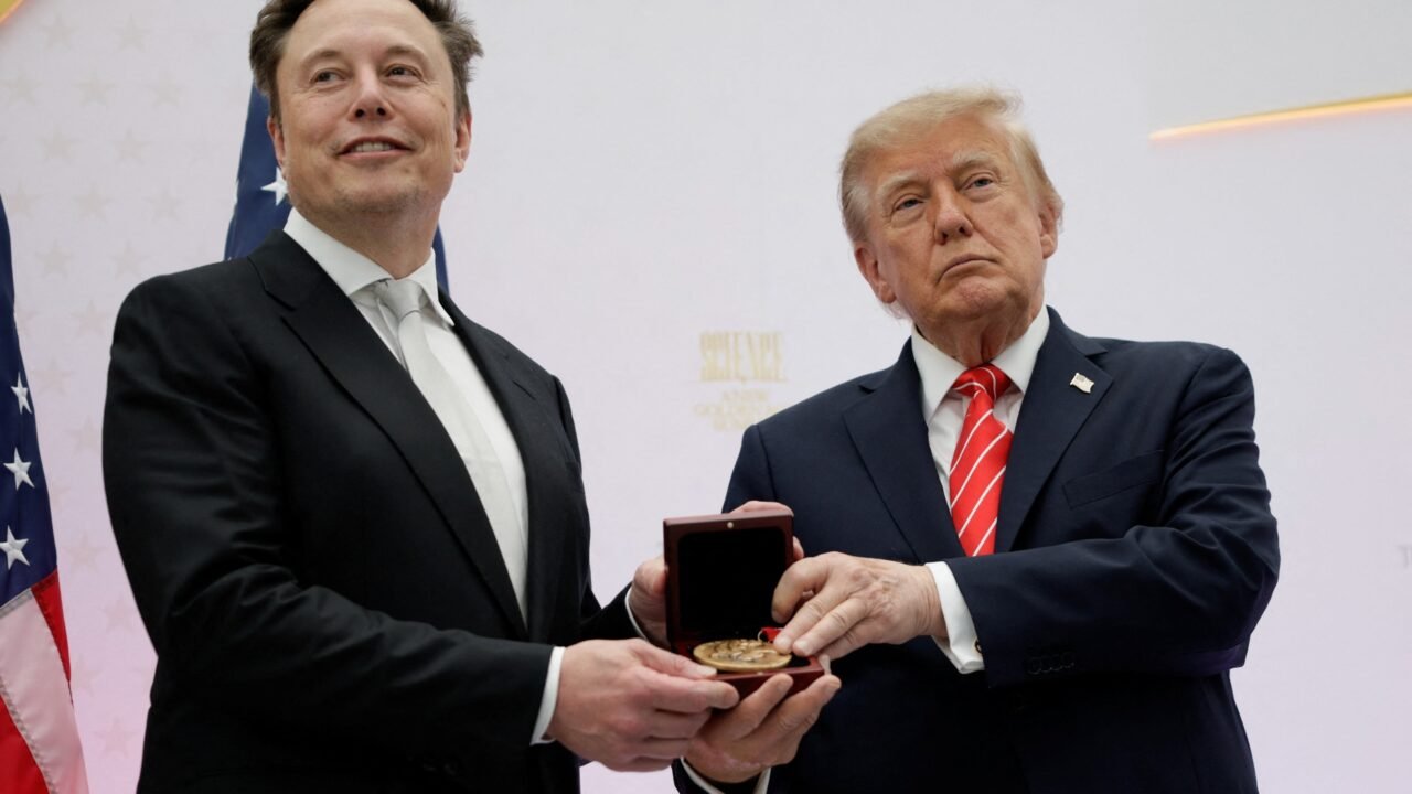 Trump premió a Musk, Brin y Nadella con las medallas científicas más altas de Estados Unidos
