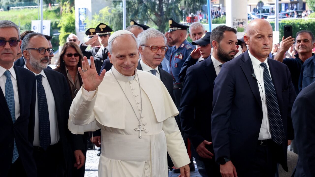 Qué dice el comunicado del Vaticano sobre la salud de León XIV tras la operación