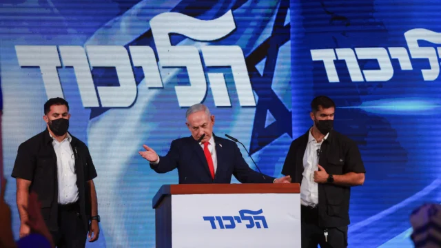 Benjamin Netanyahu seguirá como primer ministro en funciones tras unas elecciones en Israel sin resultado claro