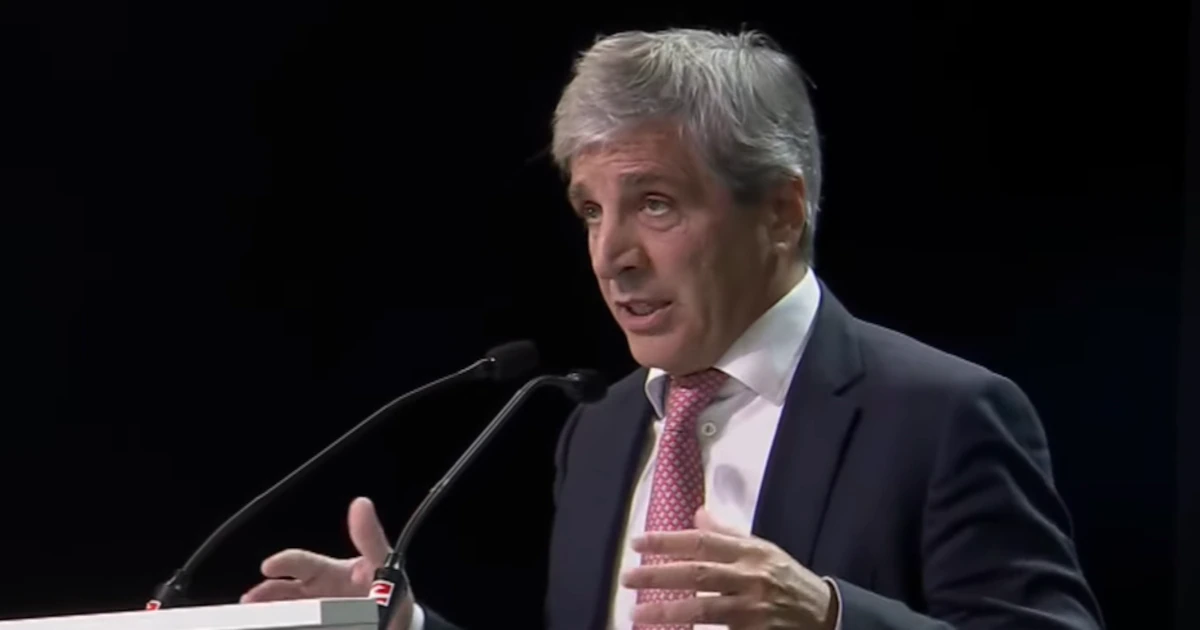 Caputo: “Apuntamos a que para 2031 hayamos devuelto al sector privado USD 500.000 millones por baja de impuestos”