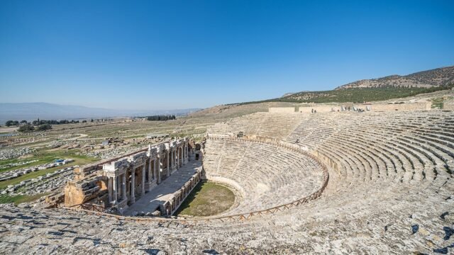 Hierápolis-Pamukkale: el destino turco con ruinas de 2.000 años y aguas termales
