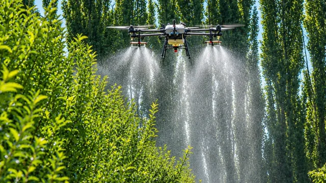 Desafíos del bajo volumen en la fruticultura del Alto Valle: ¿Qué cambia cuando aplicamos con drones?