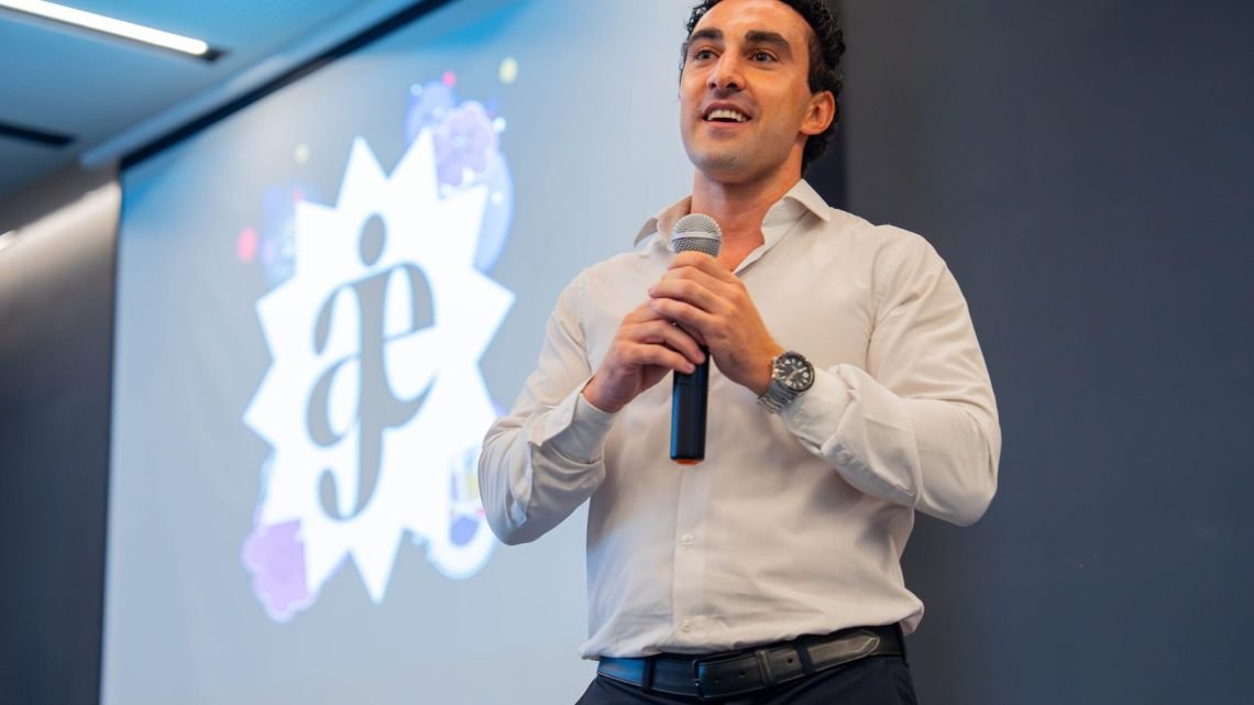 Ariel Filomeni: «Hoy el crecimiento de las empresas es puertas para adentro»