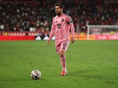 En la previa del Balón de Oro, Messi fue al banco e Inter Miami no pudo evitar la derrota