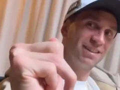 Dibu Martínez reveló cómo le quedó la mano luego de atajar lesionado el Mundial