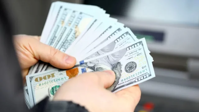 Dólar hoy: a cuánto cotizan el oficial, el blue, el mayorista, el MEP, el CCL y el Cripto este viernes 23 de octubre