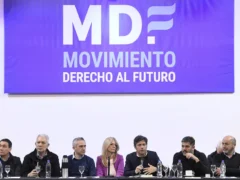 Kicillof reúne a intendentes y funcionarios de su espacio para ordenar la estrategia política rumbo a 2027