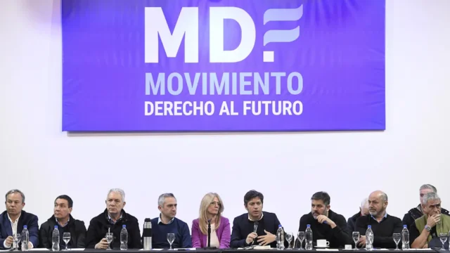 Kicillof reúne a intendentes y funcionarios de su espacio para ordenar la estrategia política rumbo a 2027