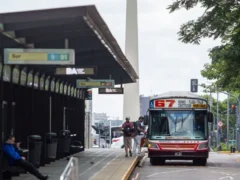 El Gobierno confirmó que aumentará los subsidios a los colectivos para evitar subas del boleto