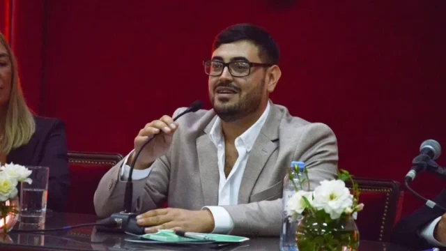 El intendente que contó su lucha contra la adicción a la cocaína enfrentará una votación que puede definir su futuro político