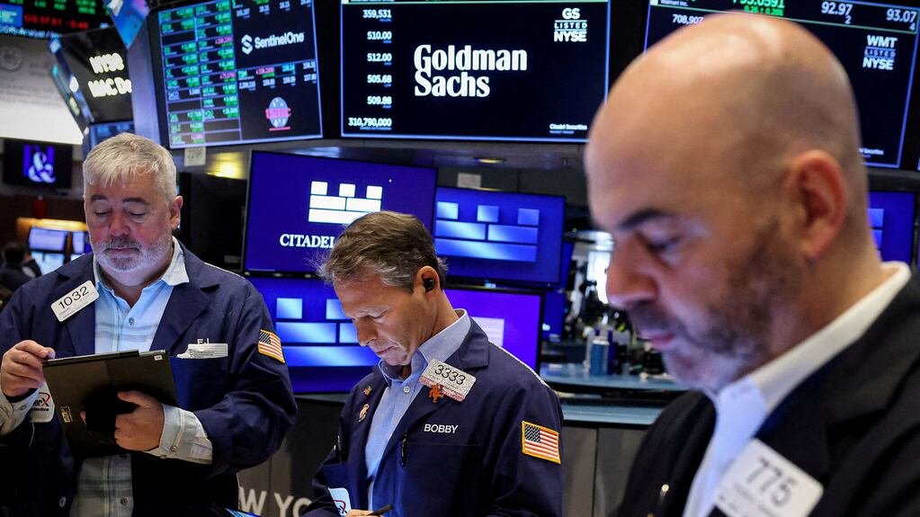 Tras el triunfo de Lula, las acciones argentinas en Wall Street caen hasta 12% y el riesgo país sube a 738 puntos