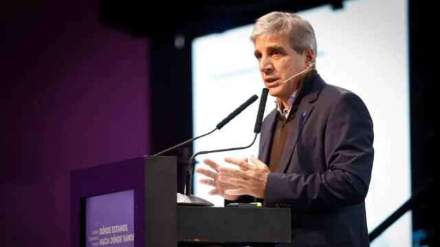 Licitación de deuda: el Gobierno renovó todos los vencimientos de la semana y retiró pesos del mercado