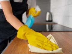 Empleadas domésticas: cuánto cobrarán en noviembre con el nuevo aumento confirmado
