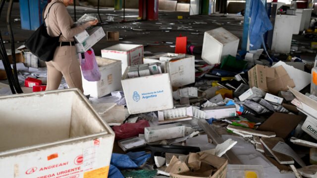 Ordenan investigar al municipio de Pilar por el predio donde funcionó un vacunatorio contra el Covid