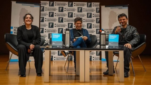 Kicillof y Grabois cerraron el Foro hacia un nuevo Plan de Desarrollo Humano Integral