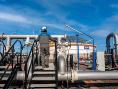 El presidente de YPF anticipó ganancias récord para este año y confirmó cuándo se define la inversión de US.000 millones para exportar GNL