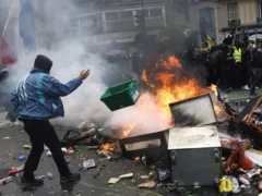 Protestas en Francia: el Gobierno anunció 70.000 policías en las calles y el cierre de museos en París