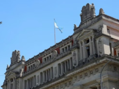 La Justicia rechazó el pedido urgente de dos diputados para frenar la derogación de la Ley de Tierras.