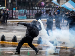 Marcha universitaria: el Gobierno denunciará a los manifestantes detenidos en el Congreso