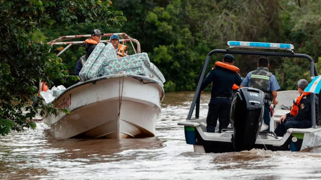El fuerte impacto de El Niño en el Litoral: evacuaciones, rutas cortadas y el drama ganadero