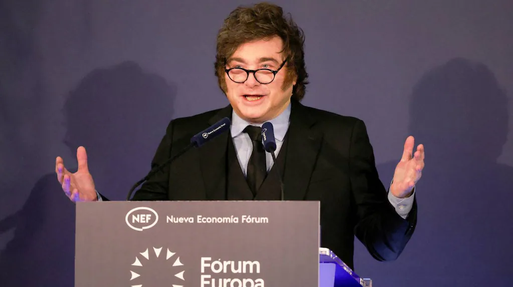 Javier Milei admitió que la inflación baja a un ritmo más lento porque la economía “está creciendo menos” de lo esperado