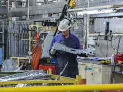 La industria no repunta: cayó en septiembre y acumula nueve meses en baja