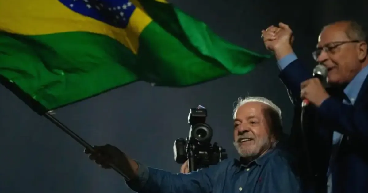 Las mensajes en el arco político y de famosos por la victoria de Lula en Brasil: Cristina Kirchner, Axel Kicillof, Sergio Massa y más