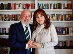 Cristina Kirchner saludó a Lula, comparó su triunfo con el 17 de octubre, y el kirchnerismo salió a celebrar
