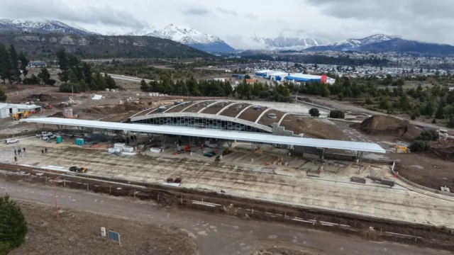 Walter Cortés concesionará la nueva terminal de Bariloche por 15 años