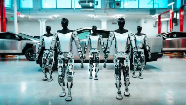 Tesla inicia la producción de sus robots Optimus en California: cómo son y para qué servirán