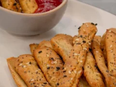 Bastones de garbanzo: una receta fácil, práctica y crocante