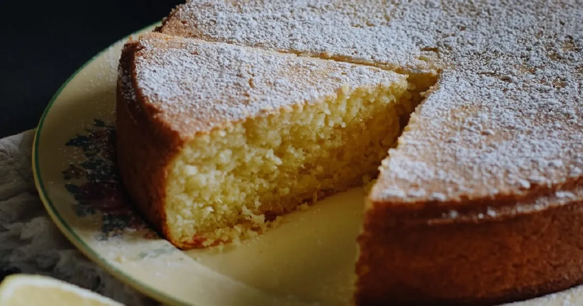 Cómo hacer esta torta de ricota y limón extra húmeda, suave y cremosa