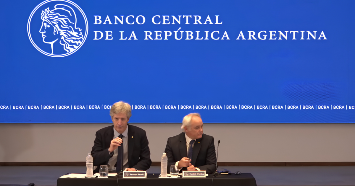 El BCRA admitió caída en la actividad y posible repunte de la inflación: el rol clave de los swap con China y EE.UU. para 2027