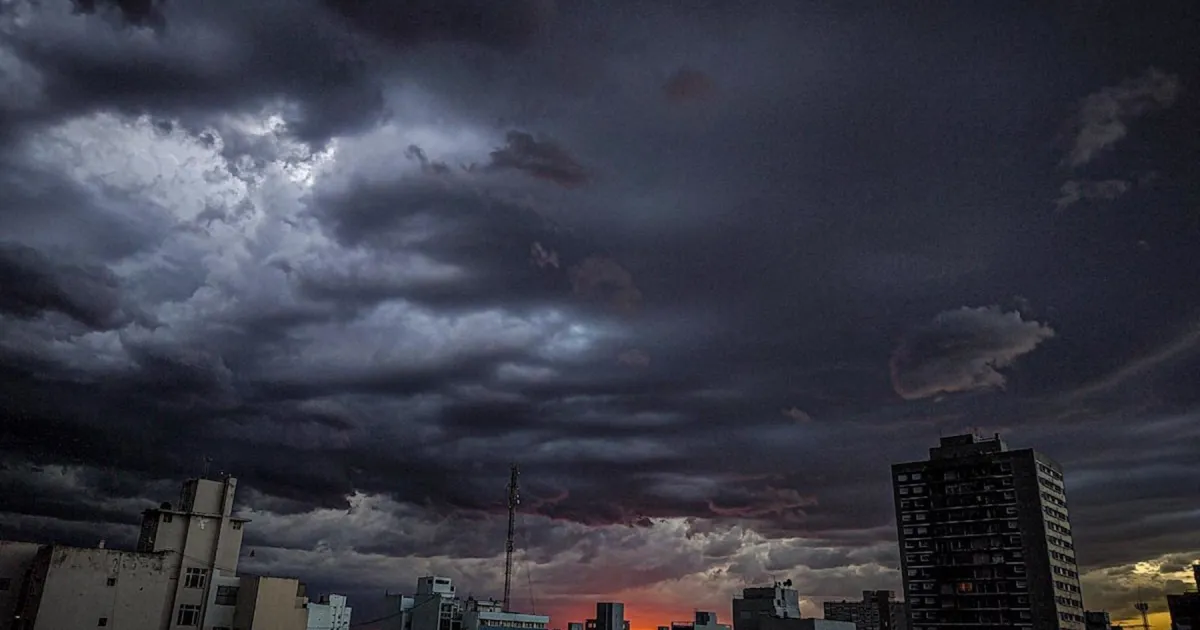 Alerta por tormentas en Neuquén y alivio para Río Negro: el pronóstico para este fin de semana