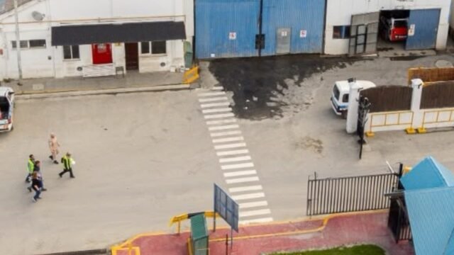 Operativo en el puerto de Ushuaia: la Justicia ordenó un allanamiento ante denuncias por ocultar residuos peligrosos