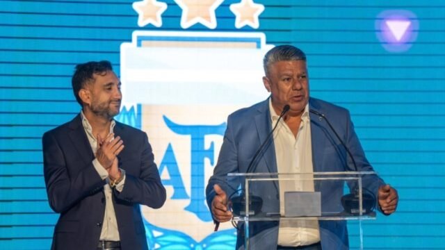 El vínculo de Ariel Vallejo con el fútbol: sponsor, prestamista de clubes y su relación íntima con «Chiqui» Tapia