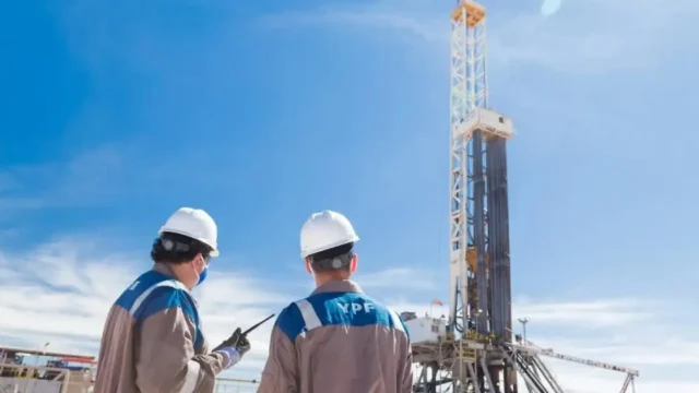YPF presentó su solicitud para ingresar al RIGI con una inversión de US.729 millones en Vaca Muerta